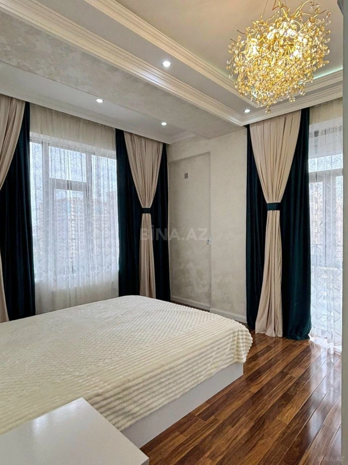 Satılır 3 otaqlı mənzil 80 m²