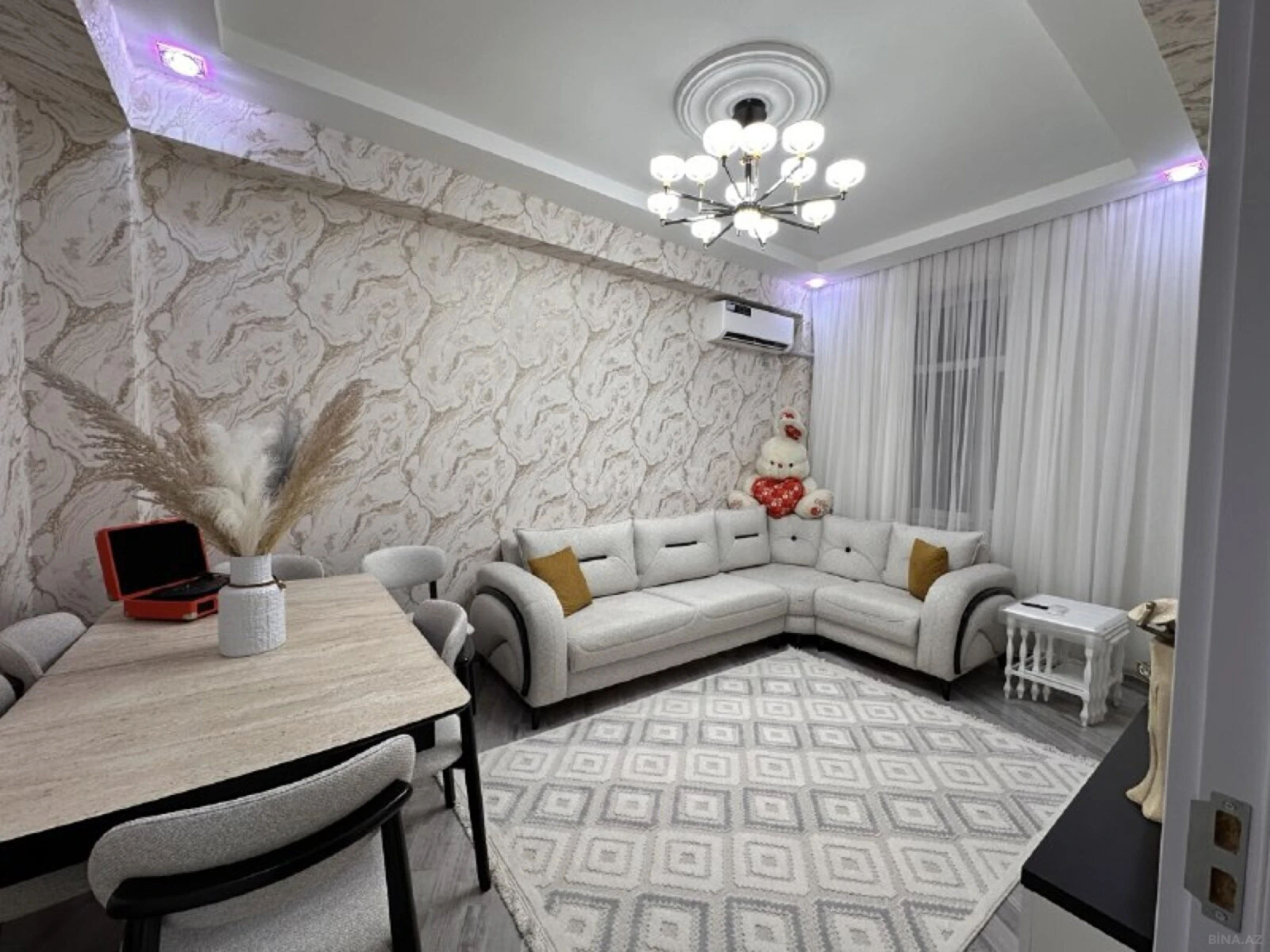 Satılır 3 otaqlı mənzil 62 m²