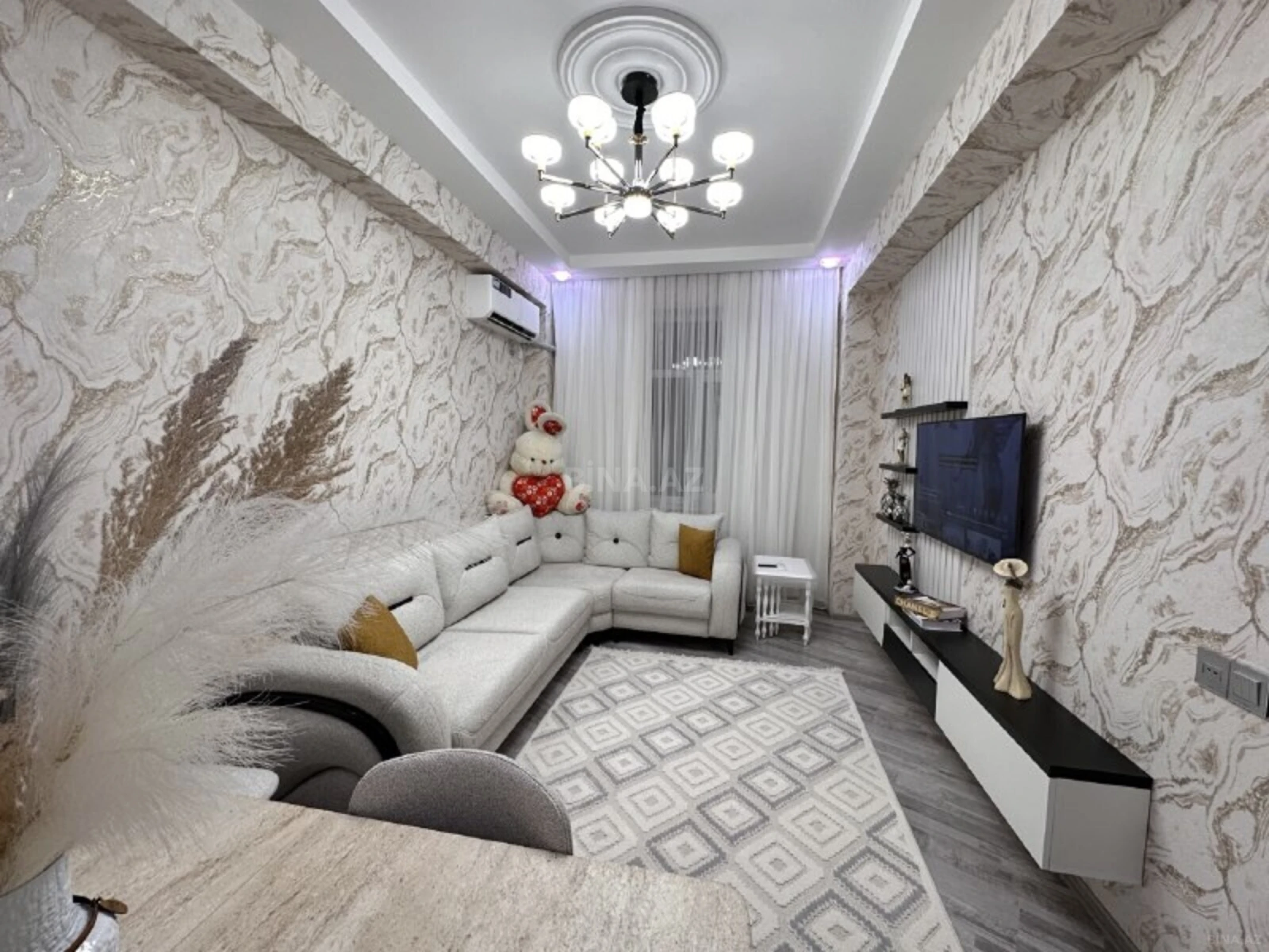 Satılır 3 otaqlı mənzil 62 m²