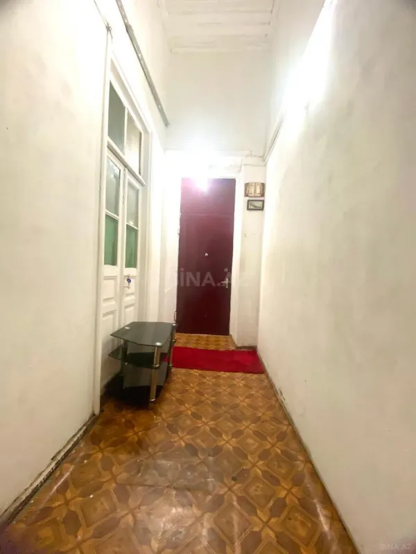 Satılır 4 otaqlı mənzil 100 m²
