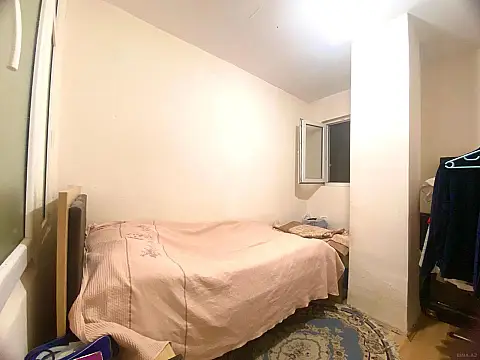 Satılır 4 otaqlı mənzil 100 m²