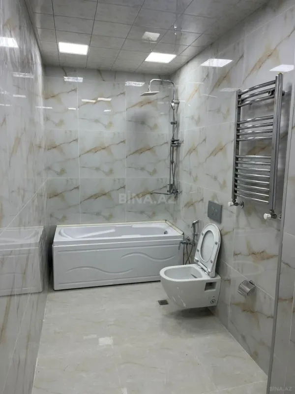 Kirayə verilir 3 otaqlı mənzil 130 m²