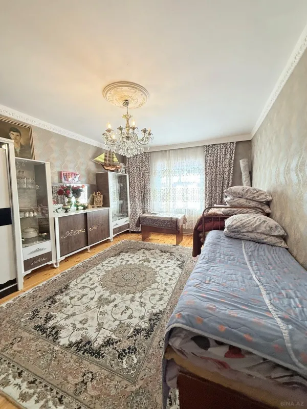 Satılır 4 otaqlı həyət evi 150 m²