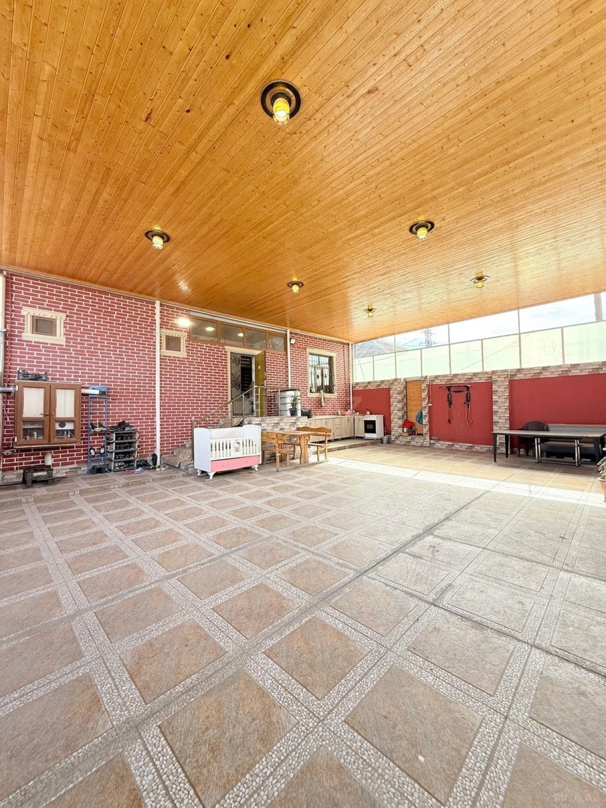 Satılır 4 otaqlı həyət evi 150 m²