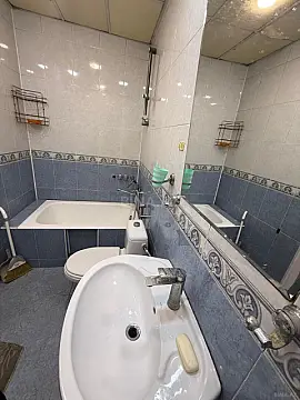 Kirayə verilir 2 otaqlı mənzil 74 m²