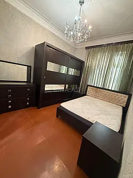Kirayə verilir 2 otaqlı mənzil 74 m²