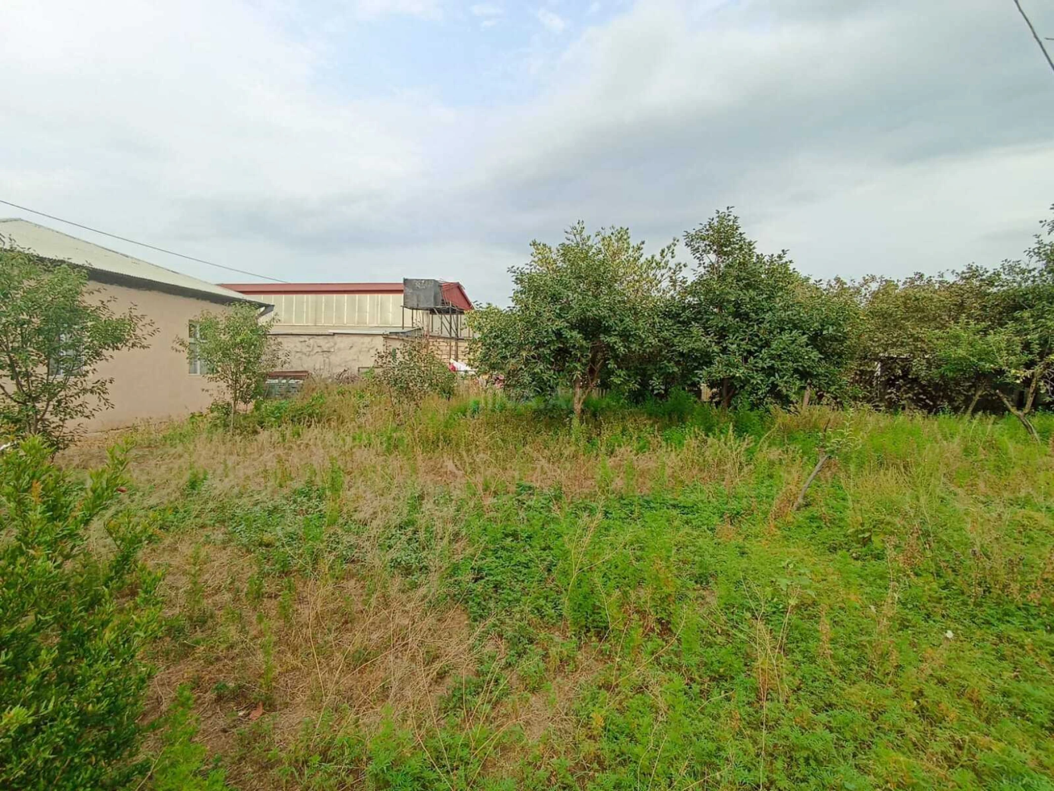 Satılır 1 otaqlı həyət evi 60 m²