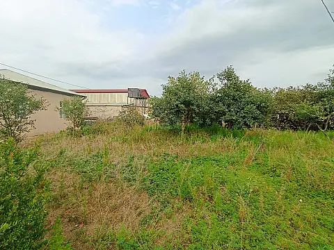 Satılır 1 otaqlı həyət evi 60 m²