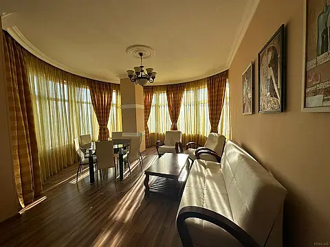 Satılır 3 otaqlı mənzil 110 m²