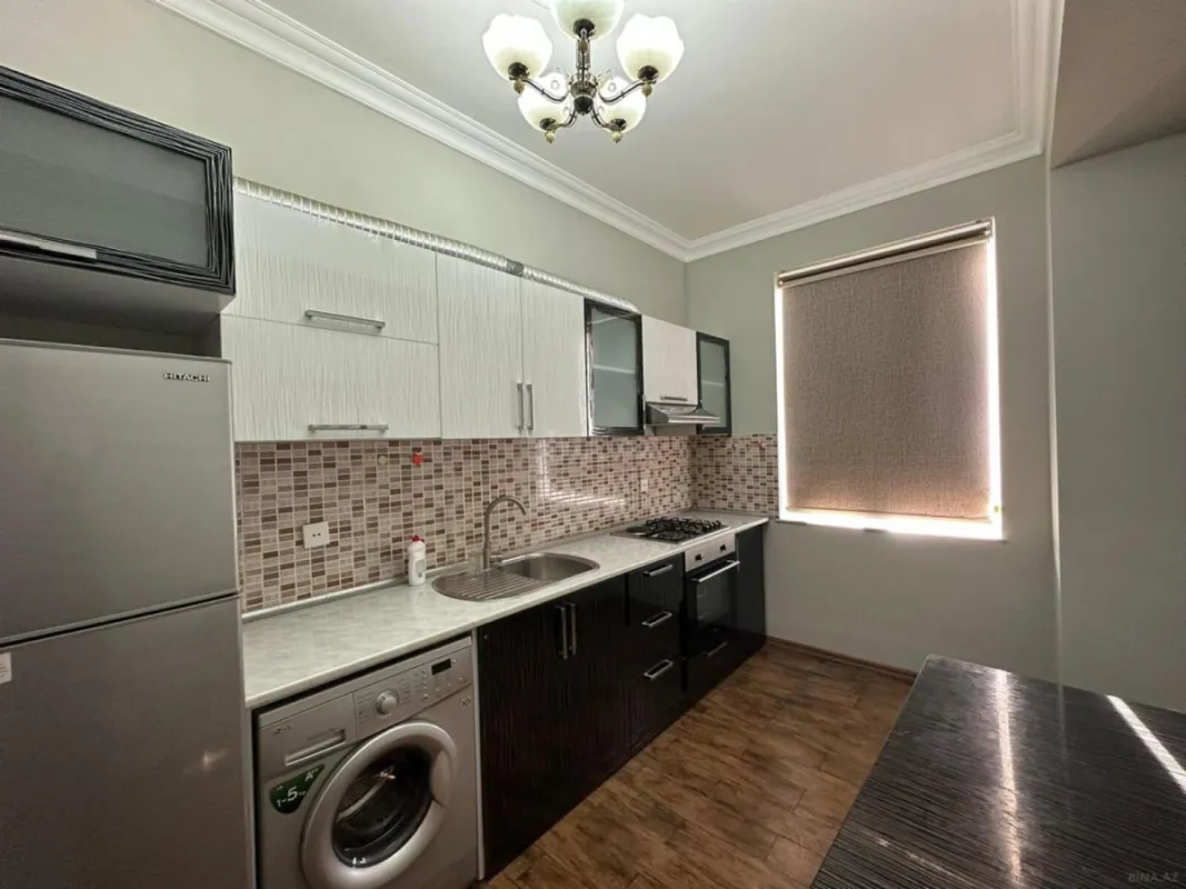 Satılır 3 otaqlı mənzil 110 m²