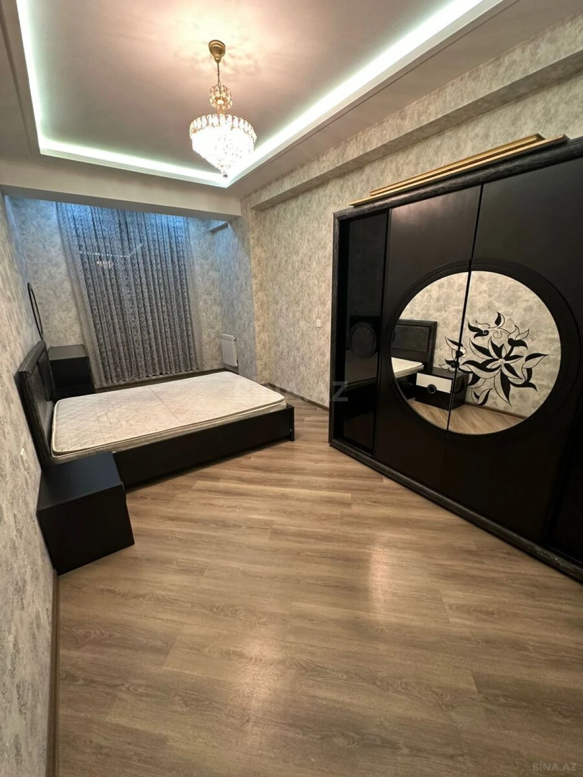 Kirayə verilir 2 otaqlı mənzil 80 m²