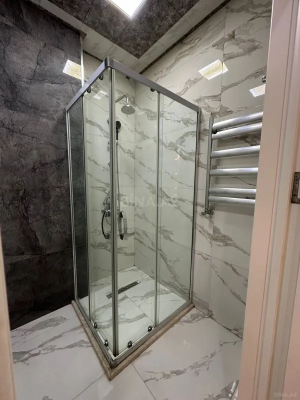 Kirayə verilir 2 otaqlı mənzil 80 m²