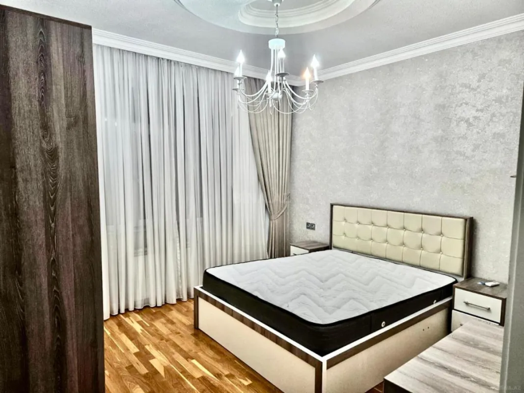 Kirayə verilir 2 otaqlı mənzil 85 m²