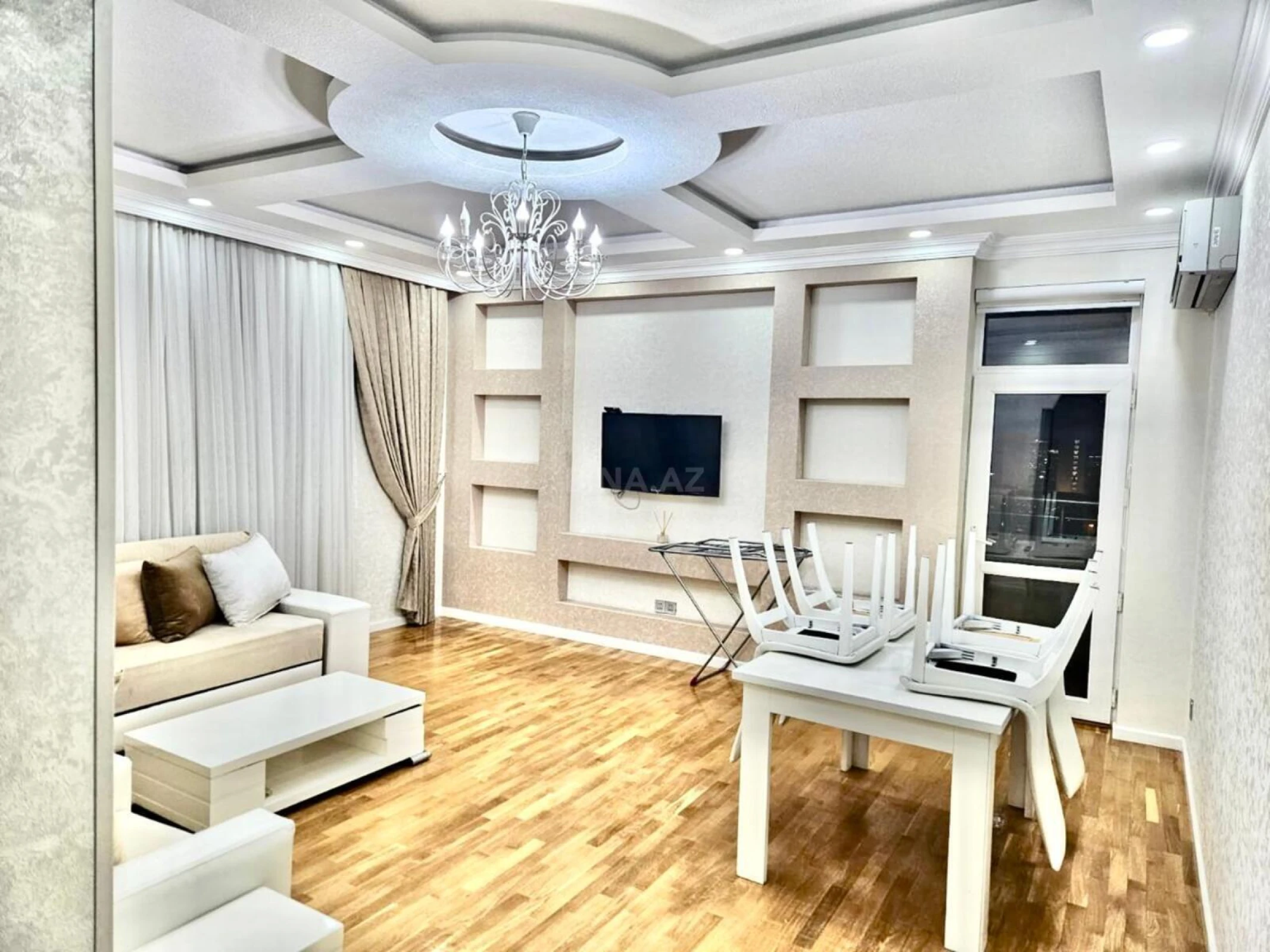 Kirayə verilir 2 otaqlı mənzil 85 m²