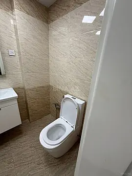 Kirayə verilir 2 otaqlı mənzil 95 m²