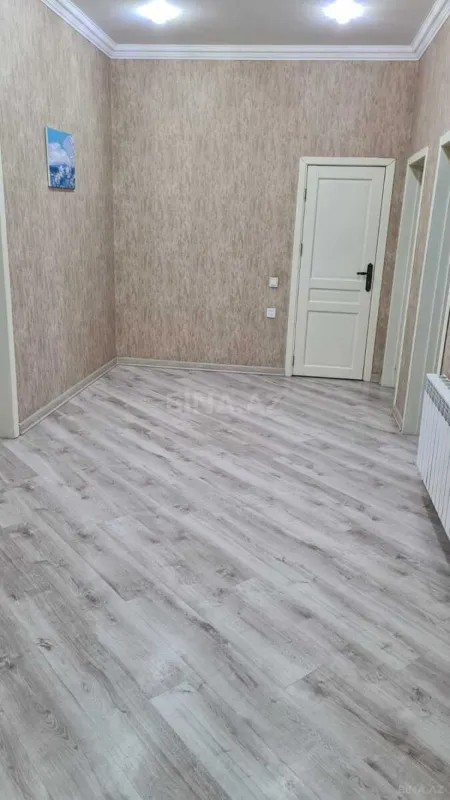 Kirayə verilir 3 otaqlı mənzil 150 m²