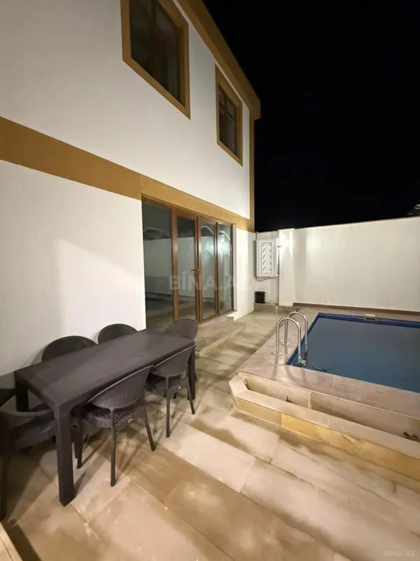 Satılır 4 otaqlı həyət evi 150 m²