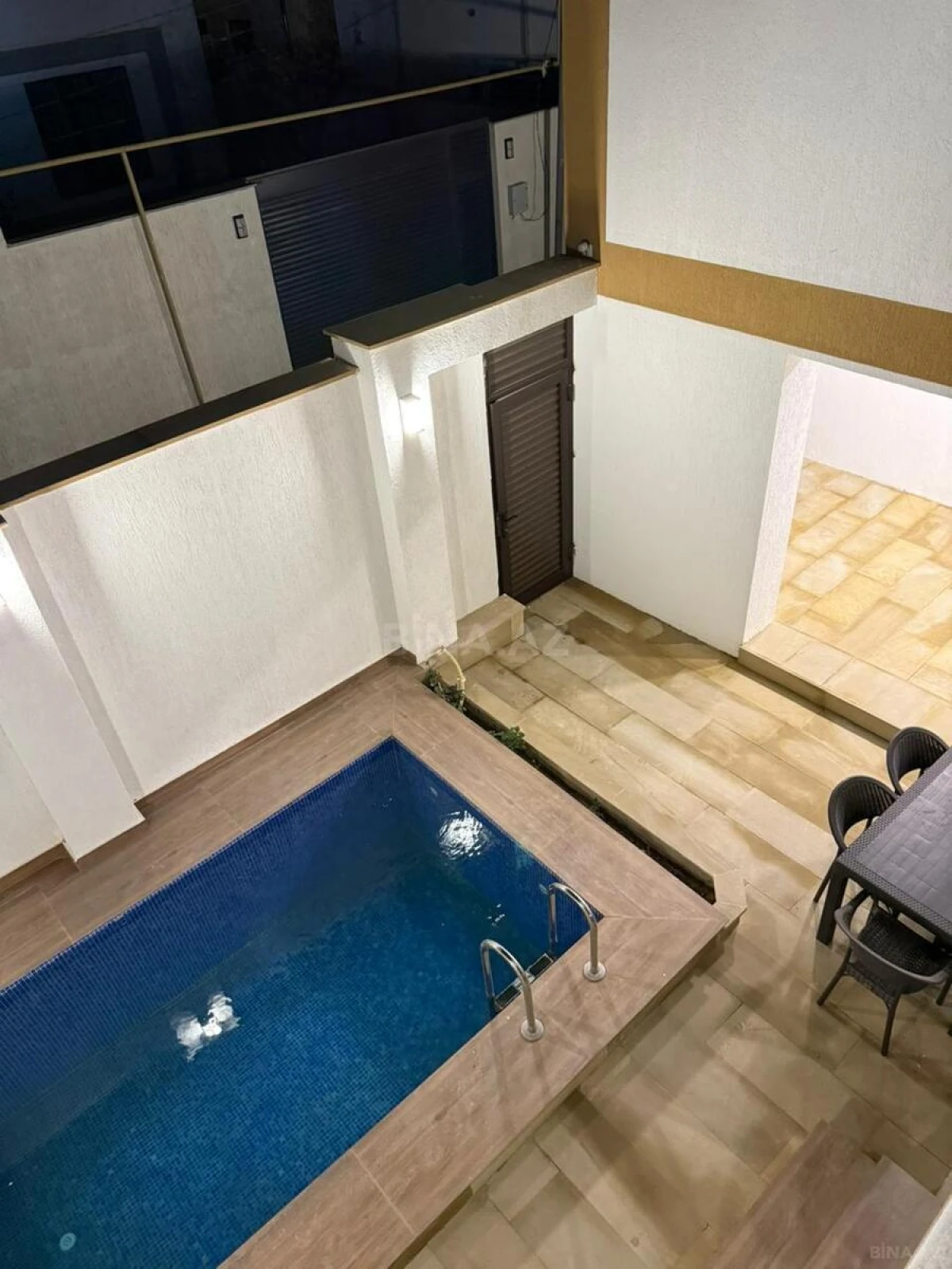 Satılır 4 otaqlı həyət evi 150 m²