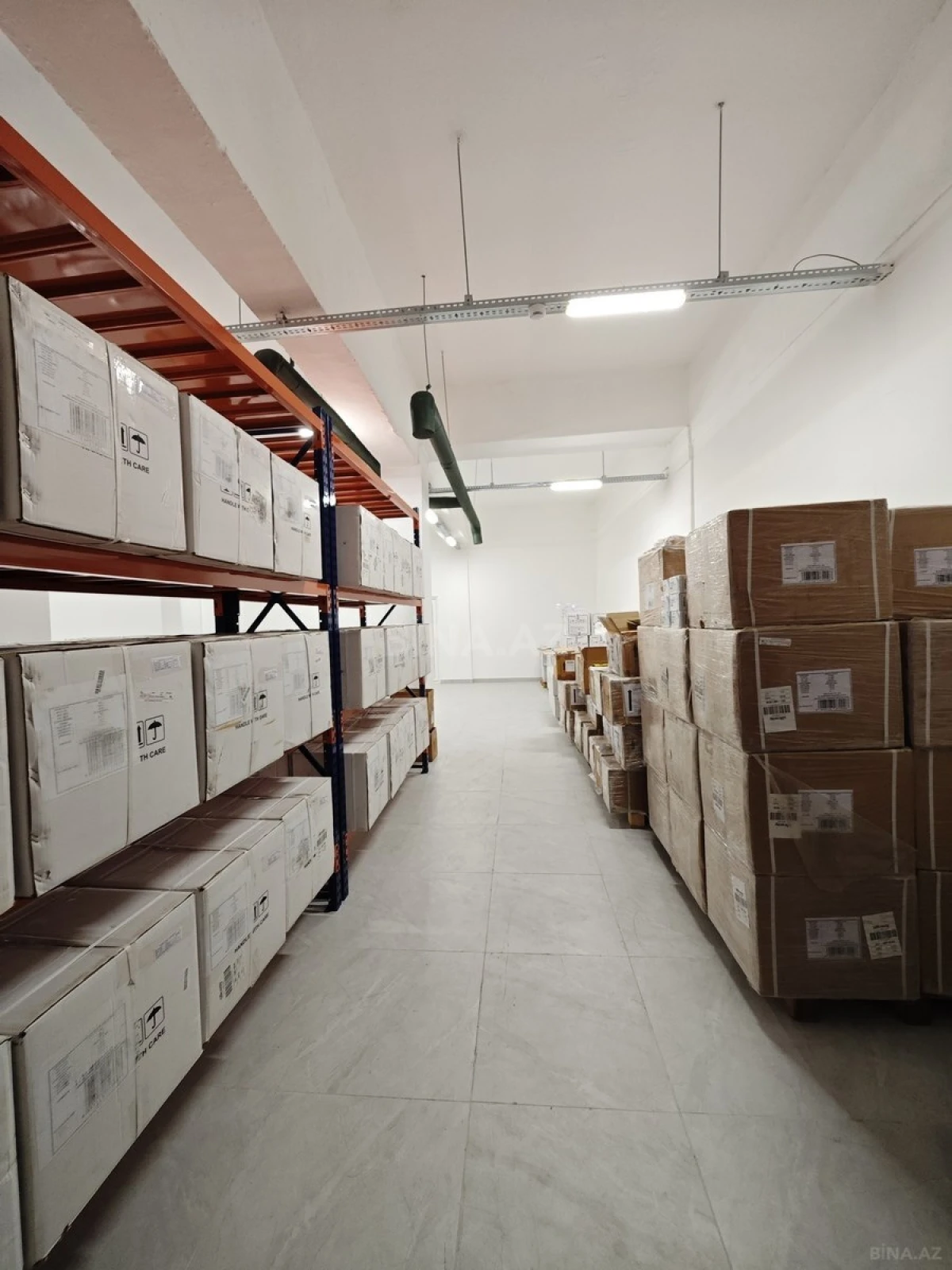 Satılır obyekt 260 m²