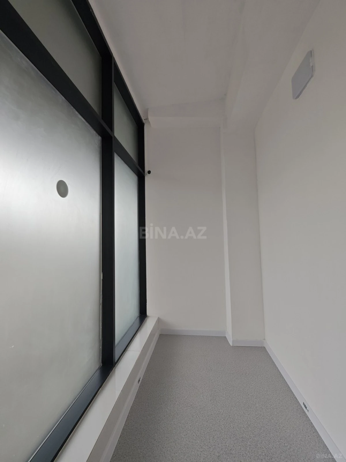 Satılır obyekt 260 m²