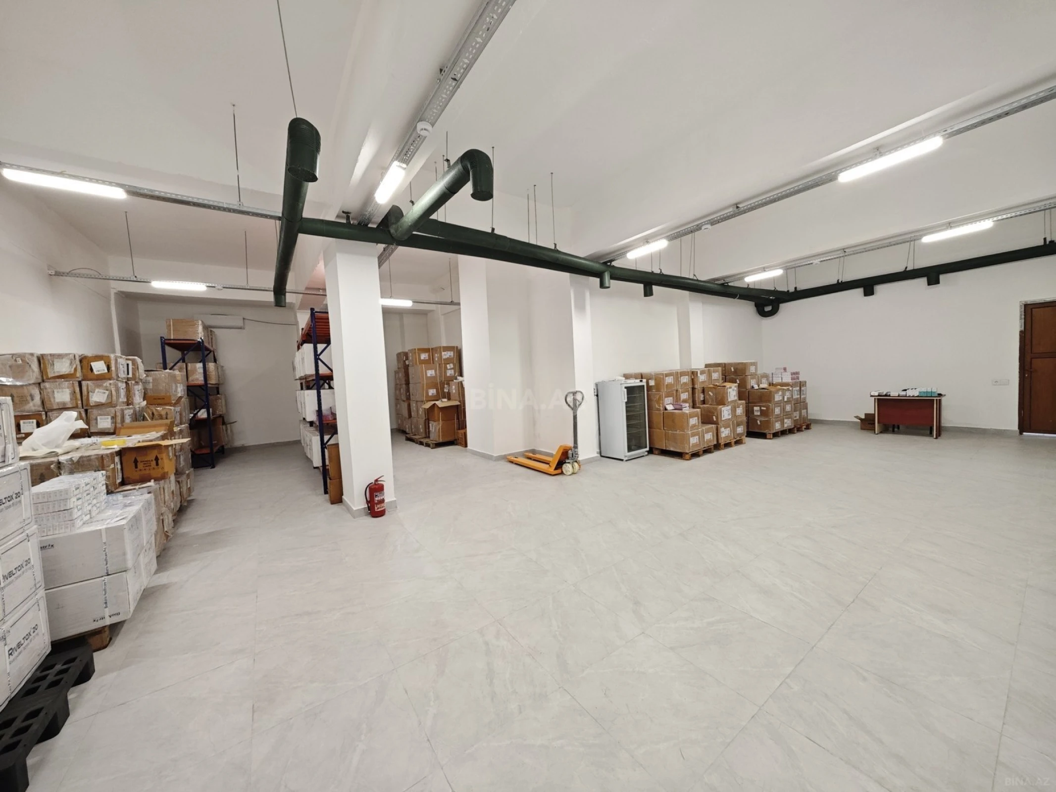 Satılır obyekt 260 m²