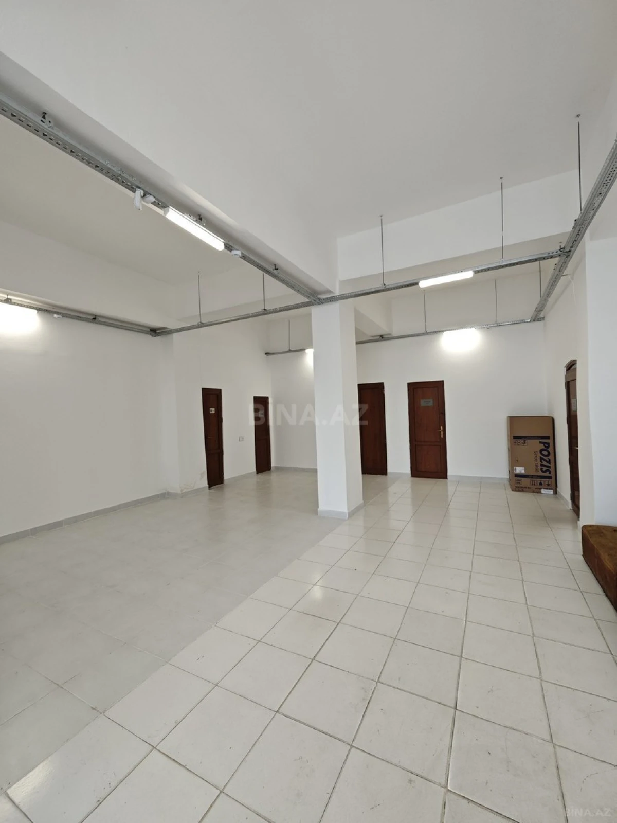 Satılır obyekt 260 m²