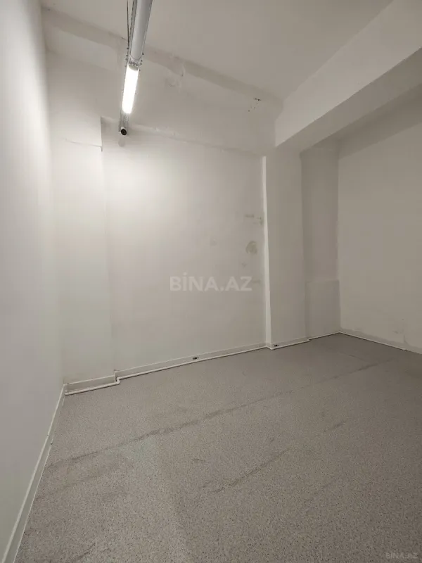 Satılır obyekt 260 m²
