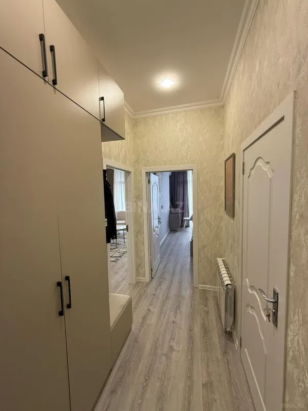 Kirayə verilir 2 otaqlı mənzil 65 m²