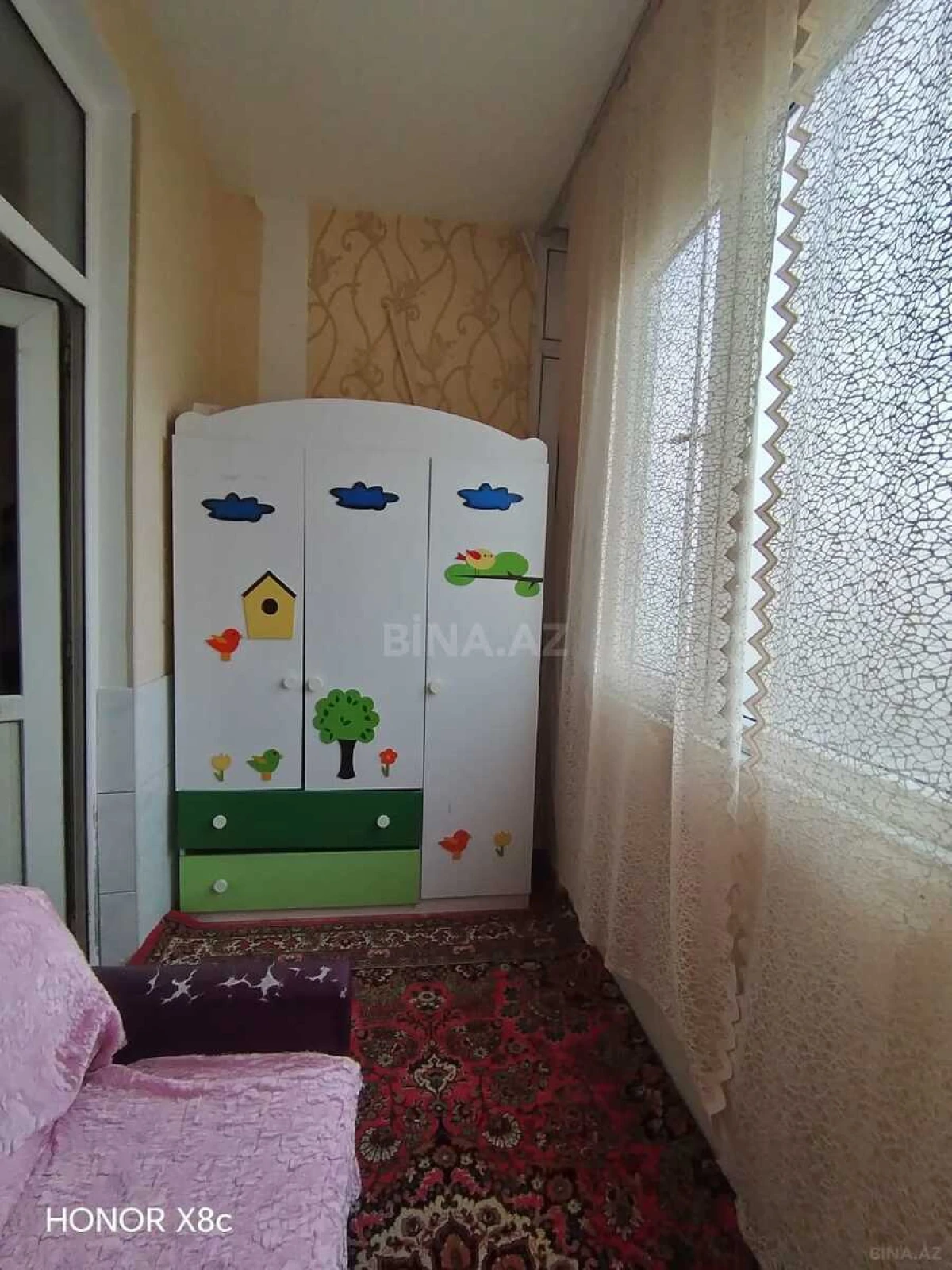 Kirayə verilir 2 otaqlı mənzil 90 m²