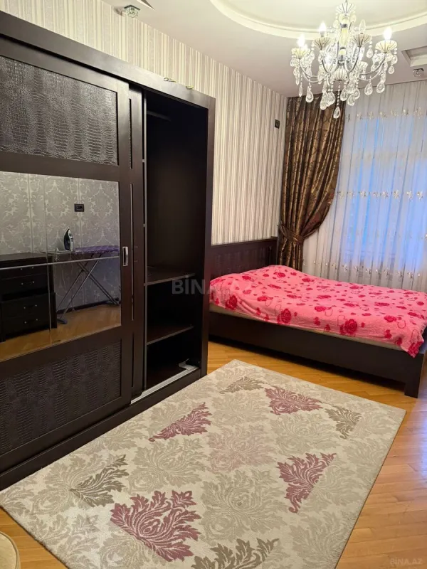 Kirayə verilir 3 otaqlı mənzil 108 m²