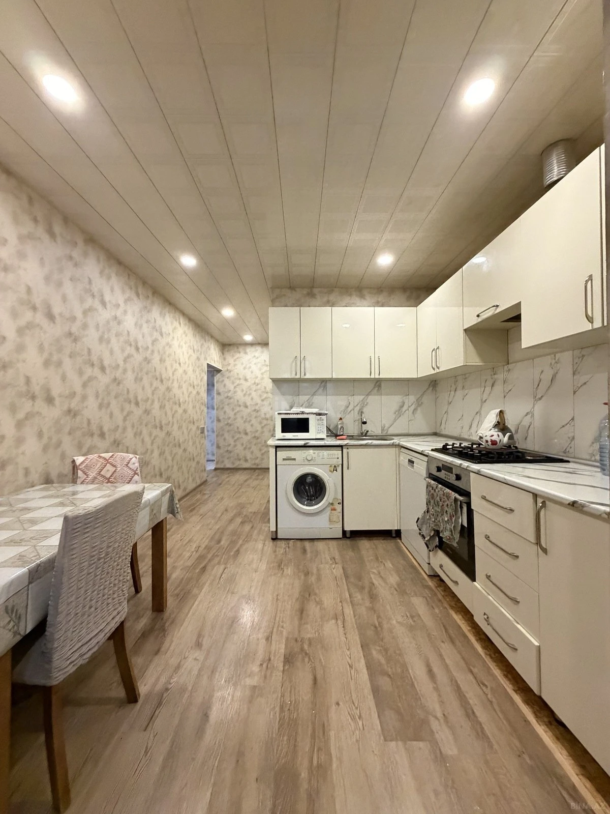 Satılır 2 otaqlı mənzil 60 m²