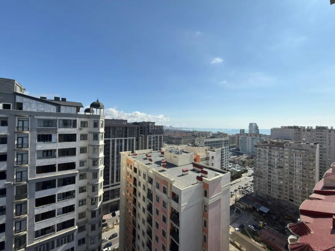 Satılır 2 otaqlı mənzil 70 m²