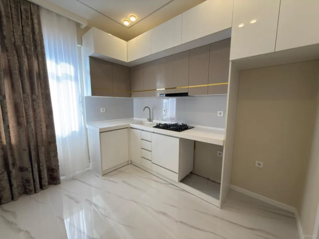 Satılır 2 otaqlı mənzil 70 m²