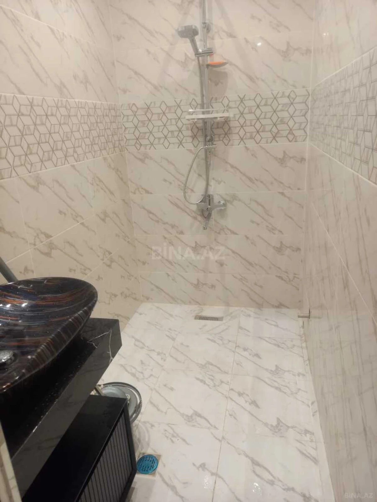 Kirayə verilir 3 otaqlı mənzil 80 m²