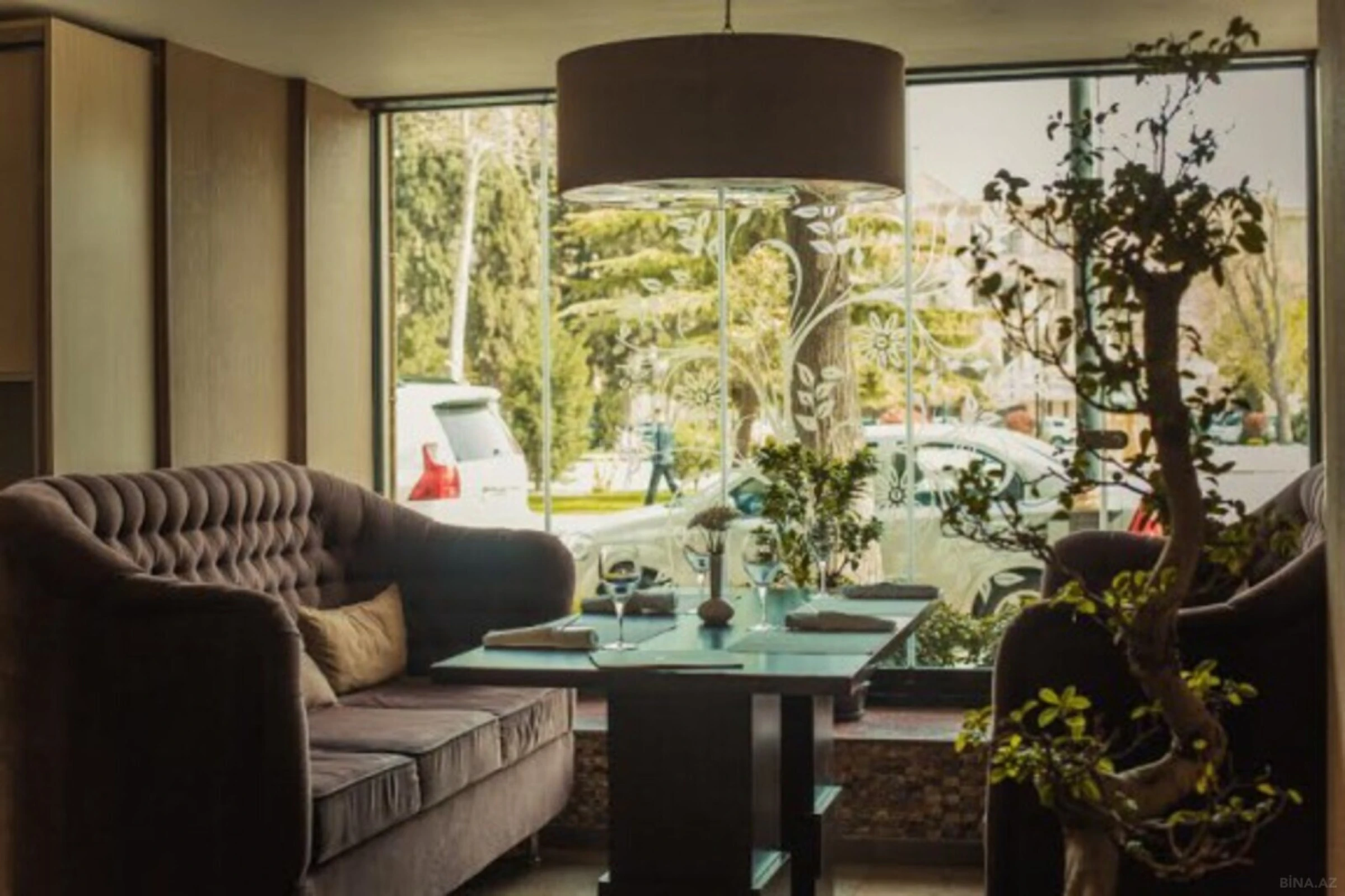 Kirayə verilir obyekt 230 m²