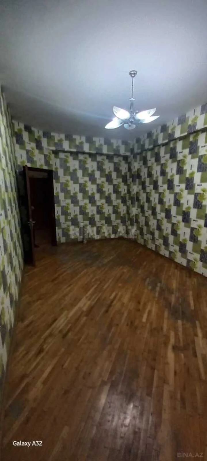 Kirayə verilir 2 otaqlı mənzil 65 m²