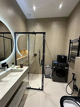 Satılır 1 otaqlı mənzil 57 m²