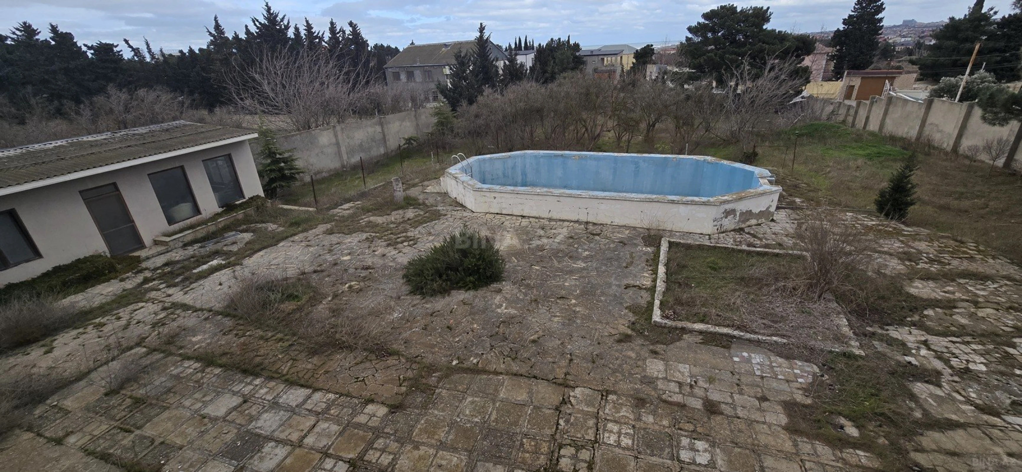 Satılır torpaq sahəsi 28 m²