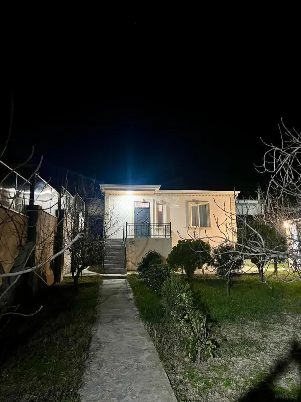 Kirayə verilir 3 otaqlı həyət evi 90 m²