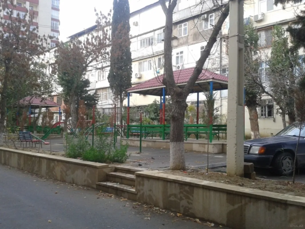 Satılır 1 otaqlı mənzil 35 m²