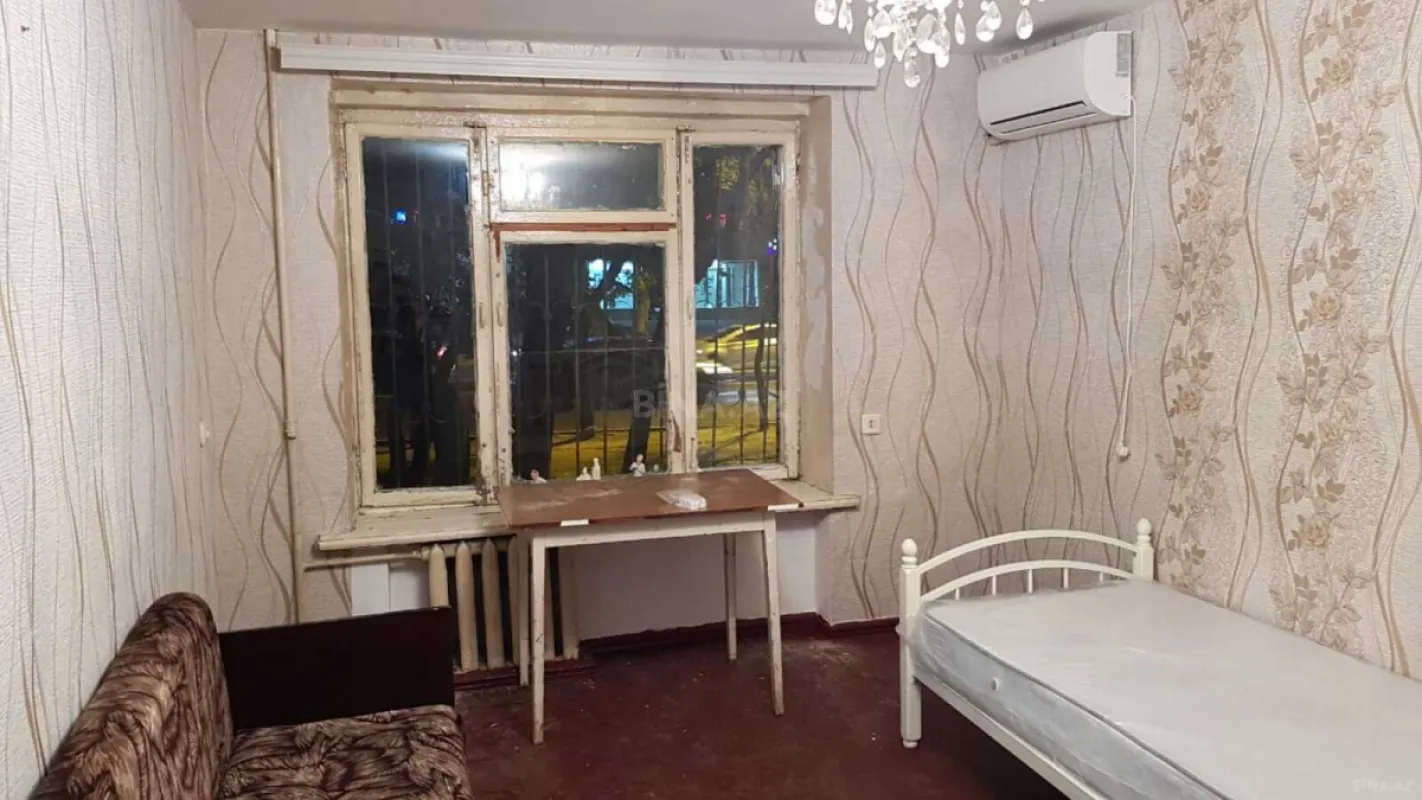 Satılır 1 otaqlı mənzil 35 m²