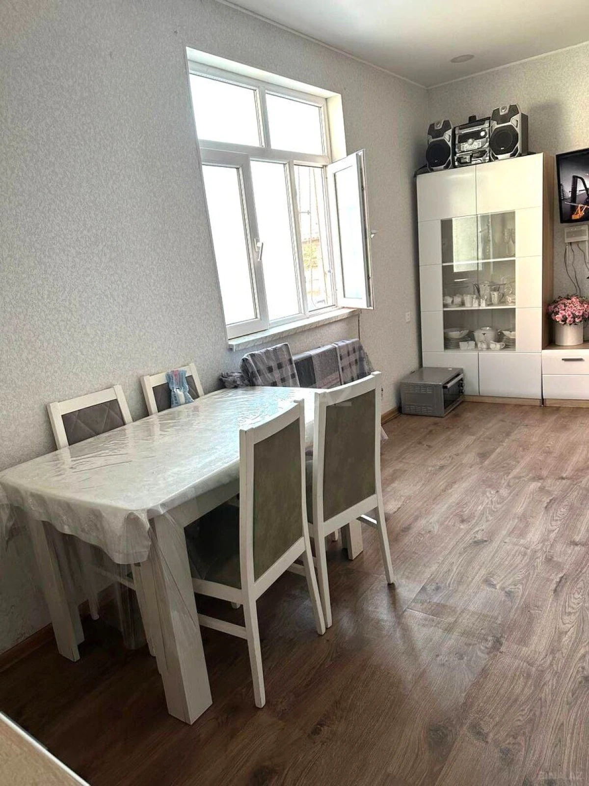 Kirayə verilir 2 otaqlı həyət evi 59 m²
