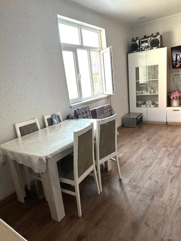 Kirayə verilir 2 otaqlı həyət evi 59 m²