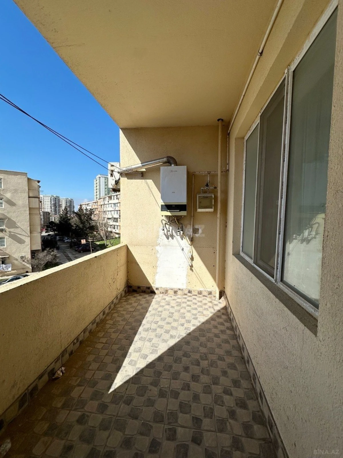 Satılır 2 otaqlı mənzil 70 m²