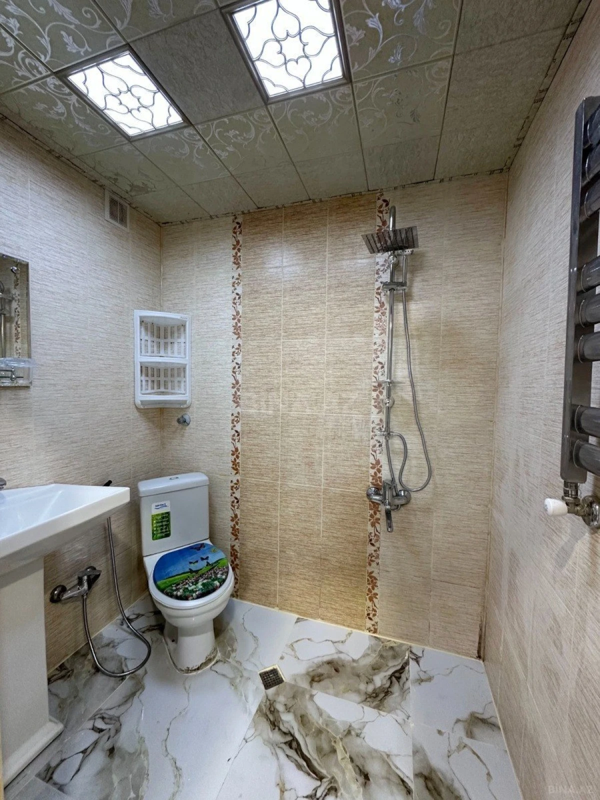 Satılır 2 otaqlı mənzil 70 m²