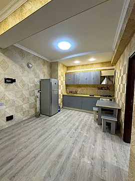 Satılır 2 otaqlı mənzil 70 m²