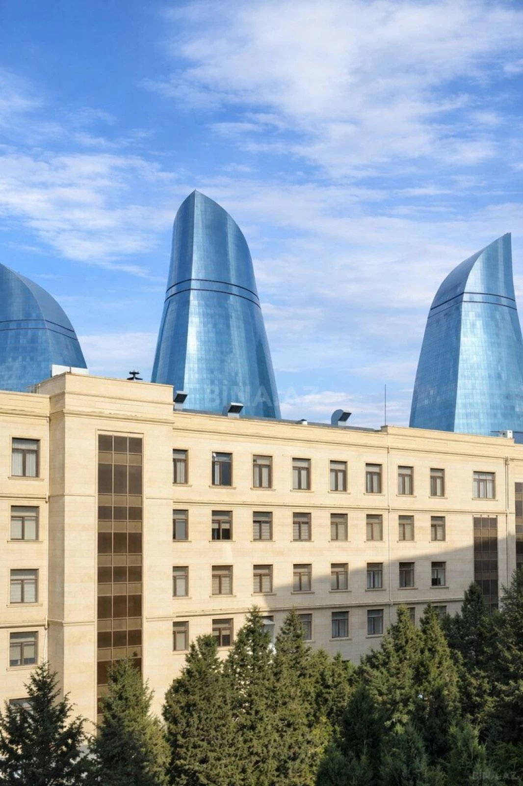 Kirayə verilir 3 otaqlı mənzil 83 m²