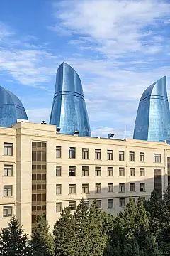 Kirayə verilir 3 otaqlı mənzil 83 m² — Bakı, Badamdar 3 otaq 83.00 m²