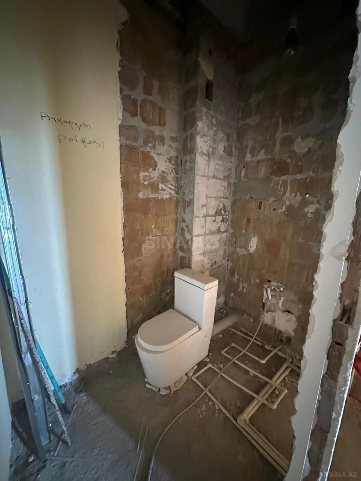 Satılır 3 otaqlı mənzil 85 m²