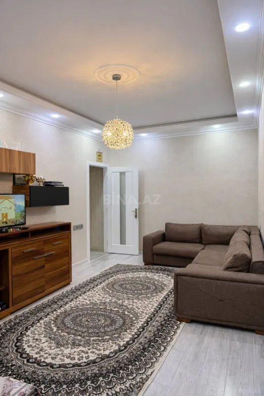 Satılır 2 otaqlı mənzil 86 m²